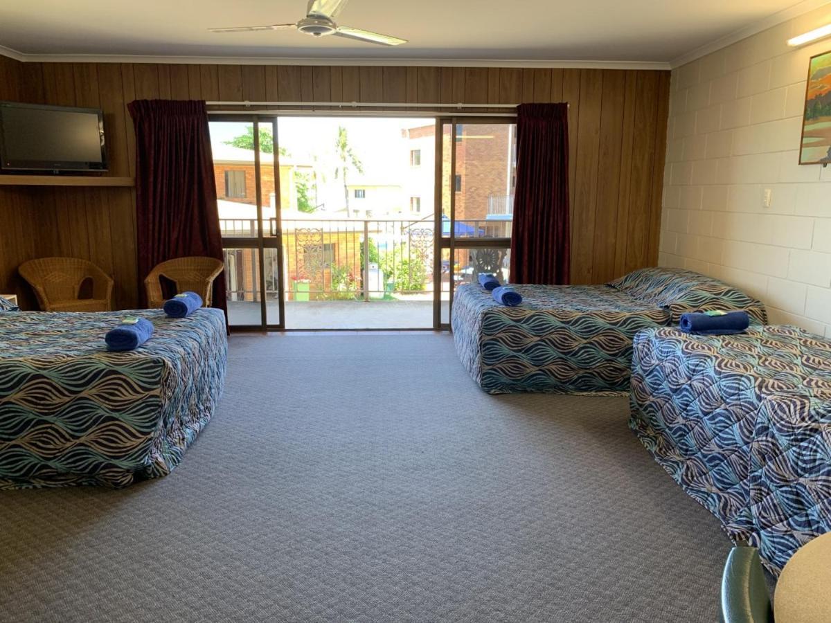 Sandpiper Motel Sarina Zewnętrze zdjęcie